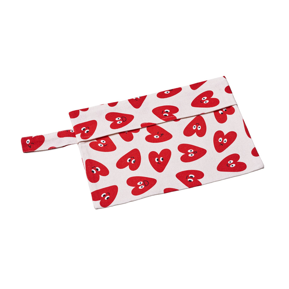 summer essentials pouch - XOXO
