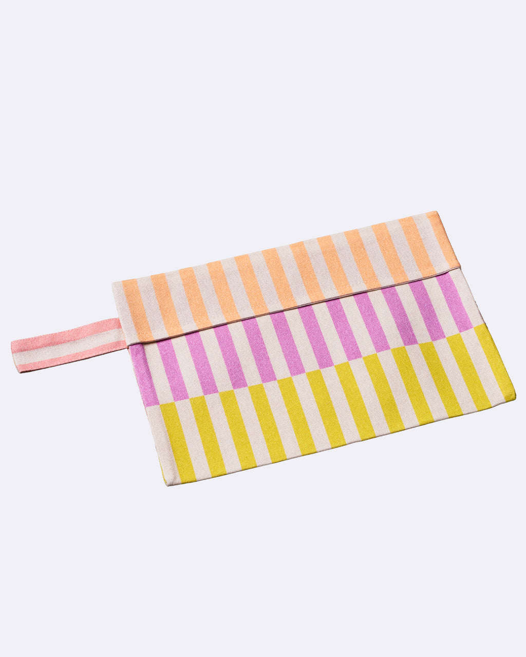 pochette indispensable d'été rayures plage