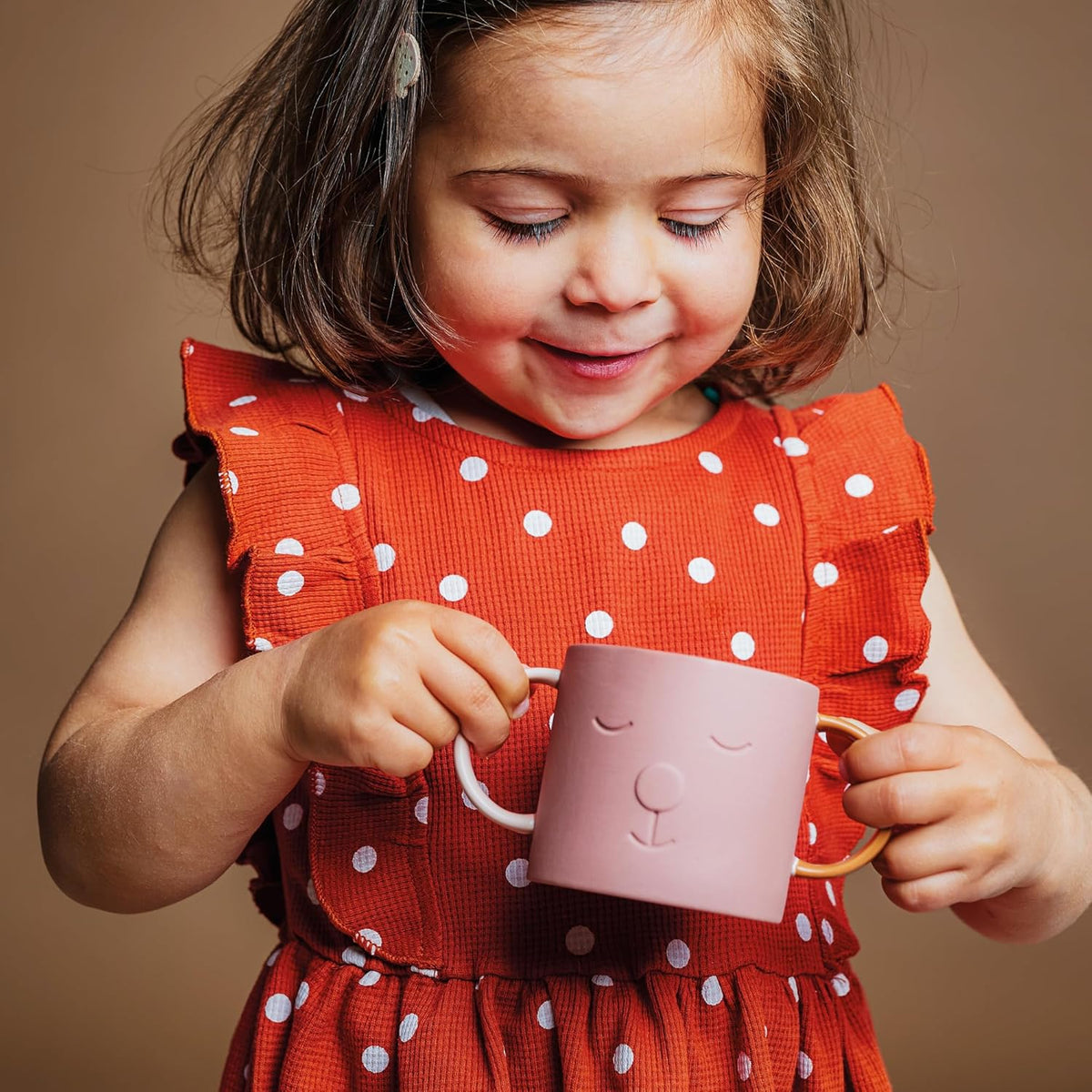 GOOD MOOD Porzellankindertasse – ideal als Geschenk mit Karte oder Gutschein.