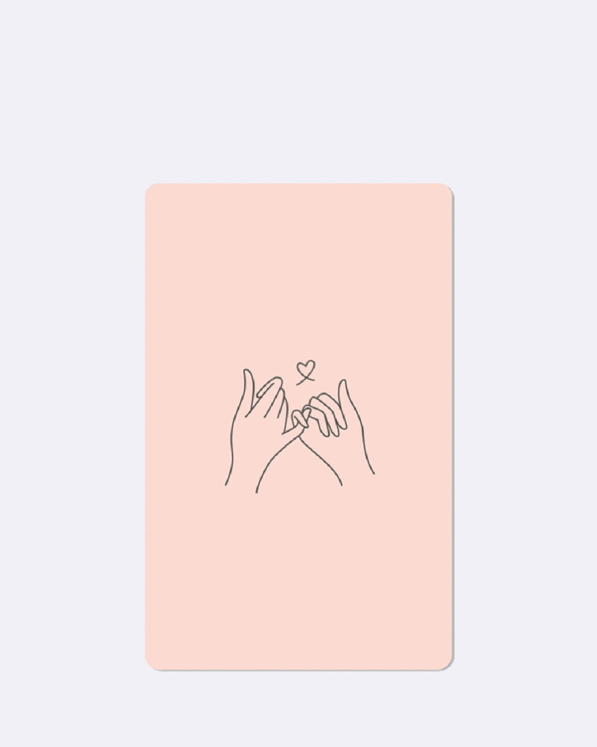 Postkarte in rosa mit zwei abgebildeten Händen, welche sich den Fingerschwur geben 
