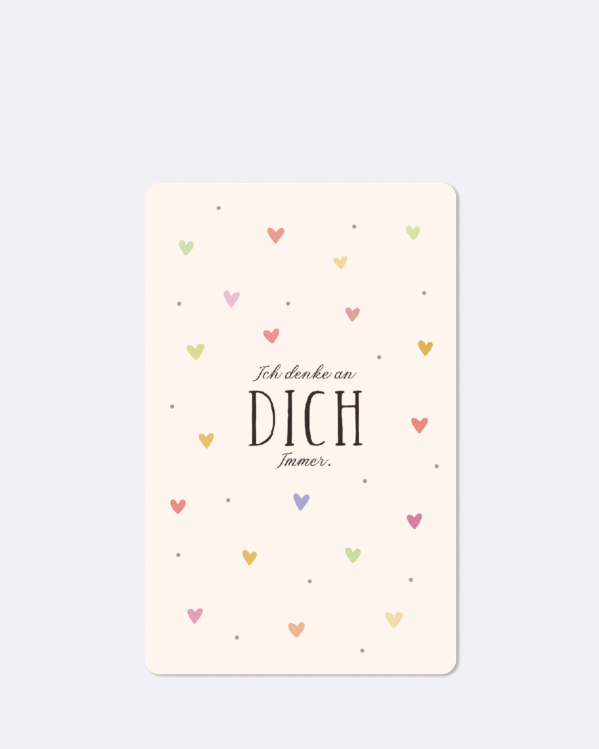 Postkarte in weiß mit bunten Herzen und schwarzem Text