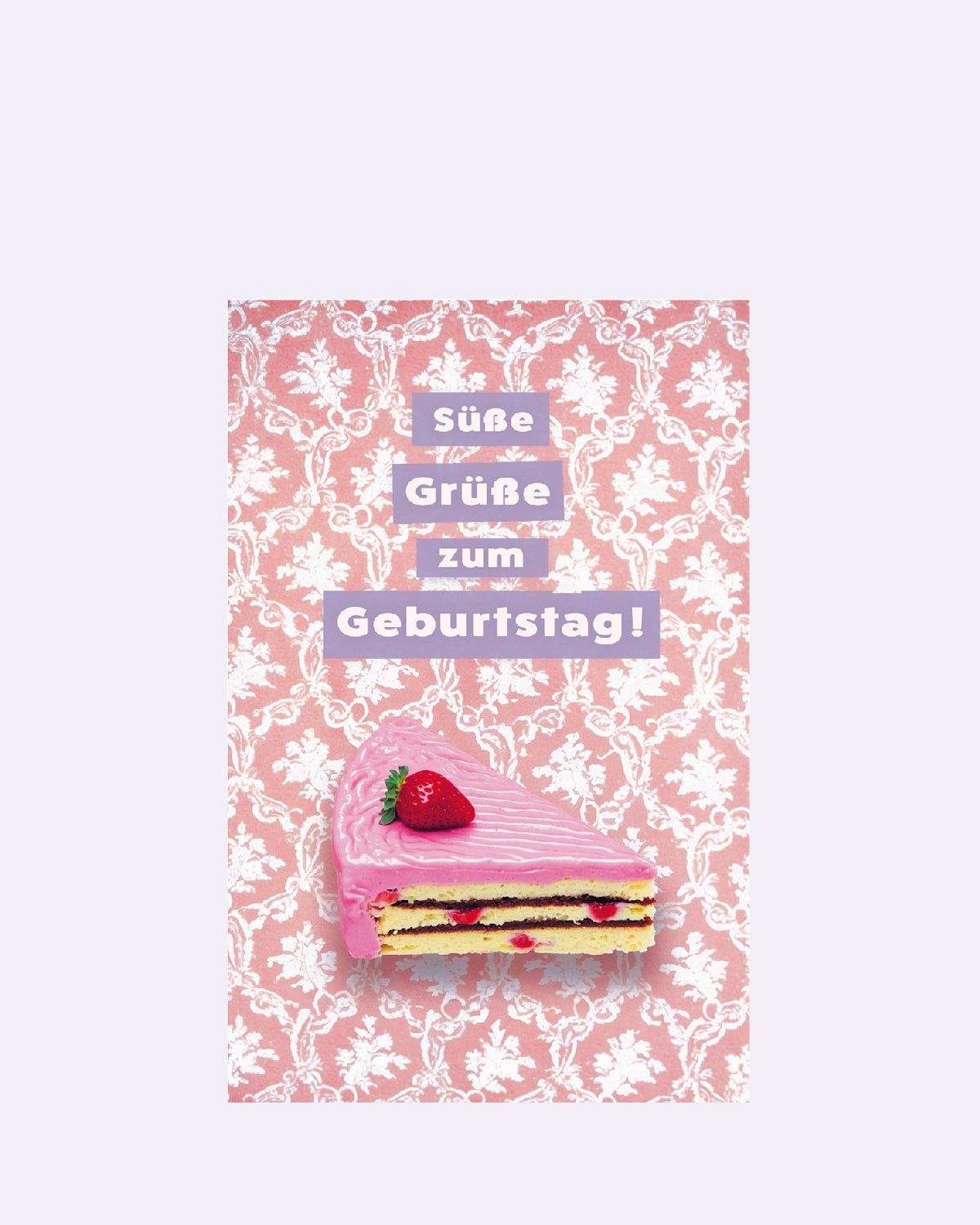Postkarte in rosa mit abgebildetem Kuchenstück und weißer Schrift