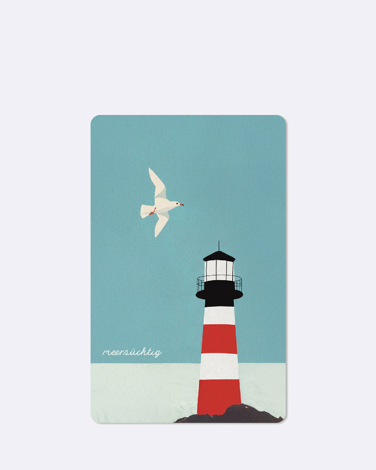 Postkarte in hellblau mit abgebildetem Leuchtturm und einer Möwe 